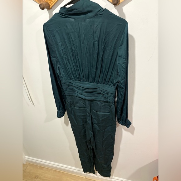 Reiss Kinley Plunge Tie Detail Green Jumpsuit - Picture 8 of 15
